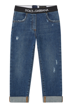 بنطال جينز بحزام خصر بشعار الماركة